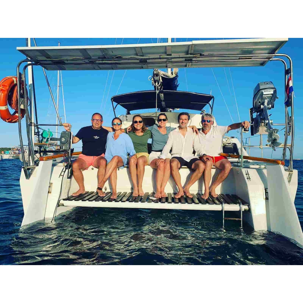 57346845-3332-4beb-a5da-e57efc5f7591