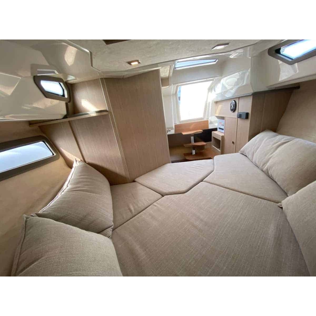 cranchi-endurance-30-3